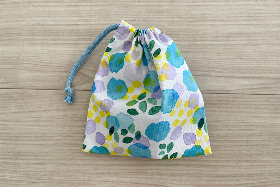 手作り巾着袋の紐の通し方～片側も両側も写真付きで徹底解説