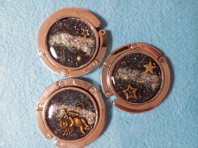 ダイソーさん、ありがとう。ずっとストレスだった「ドライヤー置き場問題」が110円で解決するなんて