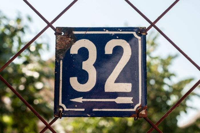 32の待ち受け 幸運を引き寄せる！数字32の意味や効果とおしゃれ可愛い待ち受け画像運気アップ効果の待ち受け ハナプラおしゃれ・スマホ壁紙・無料・運気・シンプル・かわいい・iPhone・高画質