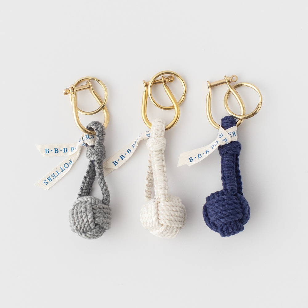 モンキーフィストノットキーリング キーホルダーシンプル おしゃれ かわいい – DESK LABO