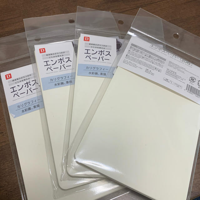 ゼンタングル、ダイソーのエンボスペーパーが描きやすいRONRON