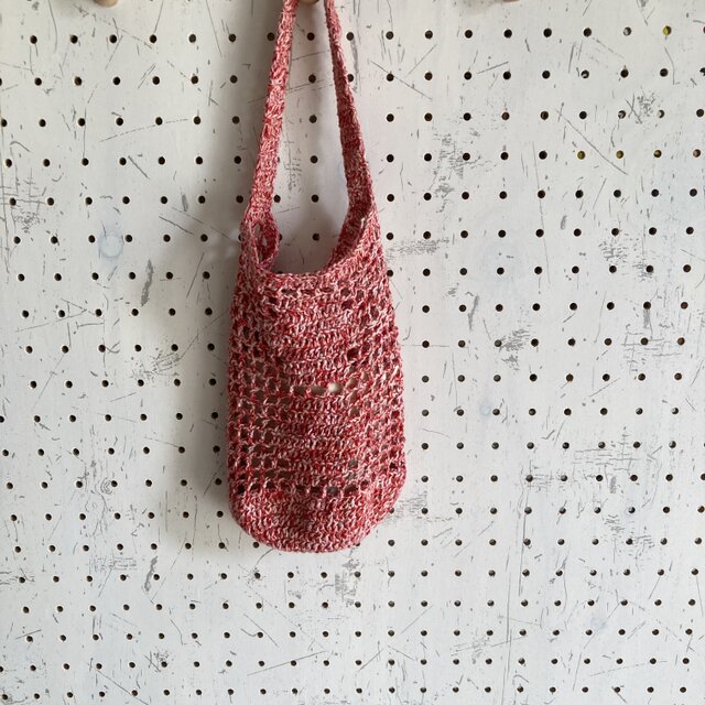 コットン糸の方眼編みワンマイルバッグ*クロス*赤杢調*巾着袋付iichi 日々の暮らしを心地よくするハンドメイドやアンティークのマーケットプレイス