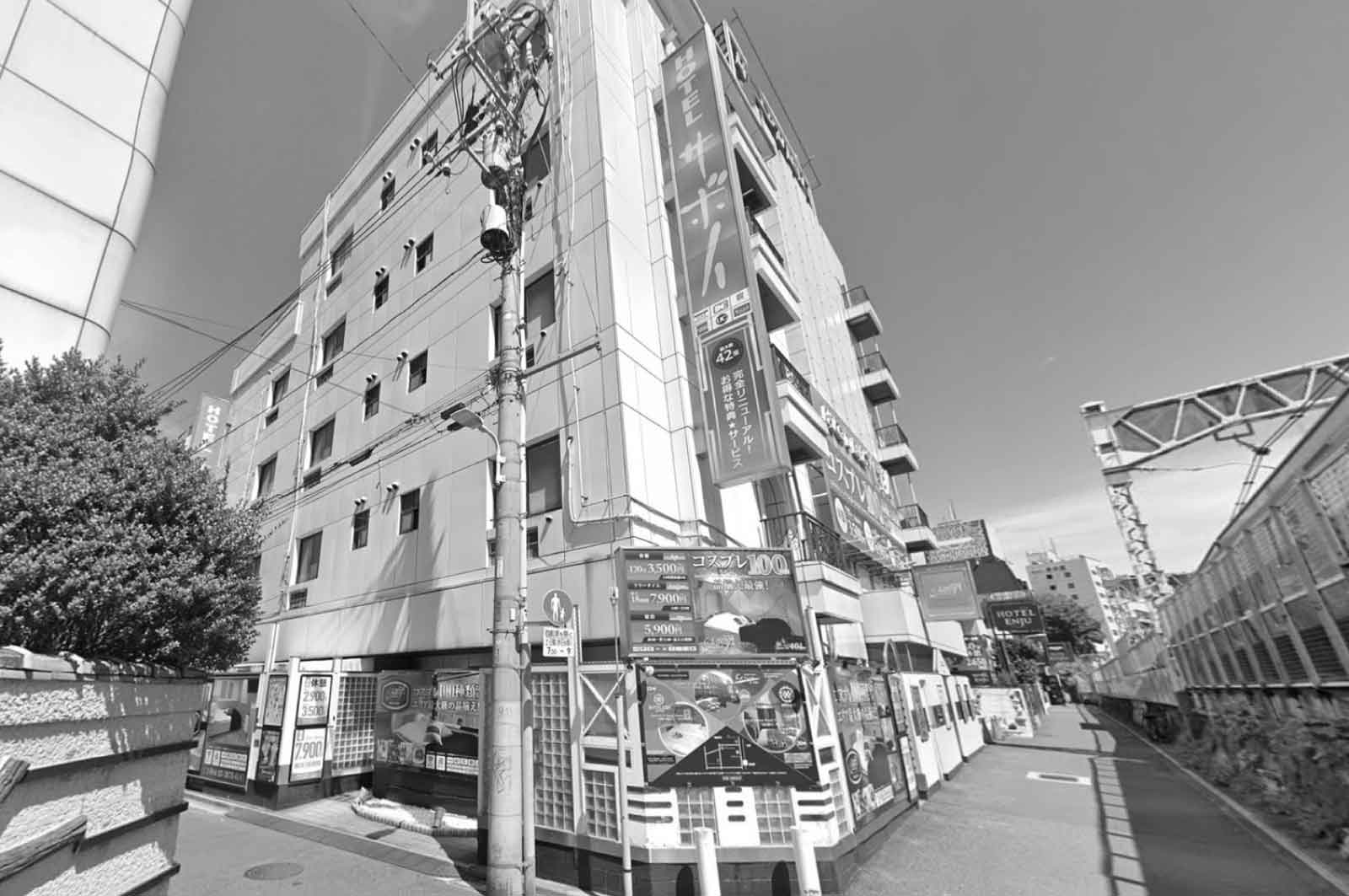 鶯谷のたちんぼ事情を調査｜駅前北口・ホテル街・鶯谷公園を徹底調査 – セカンドマップ