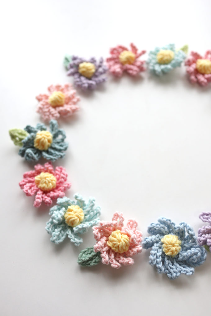 ECO VITAで編む かぎ針編み 優美な花図鑑 - 出版物日本ヴォーグ社