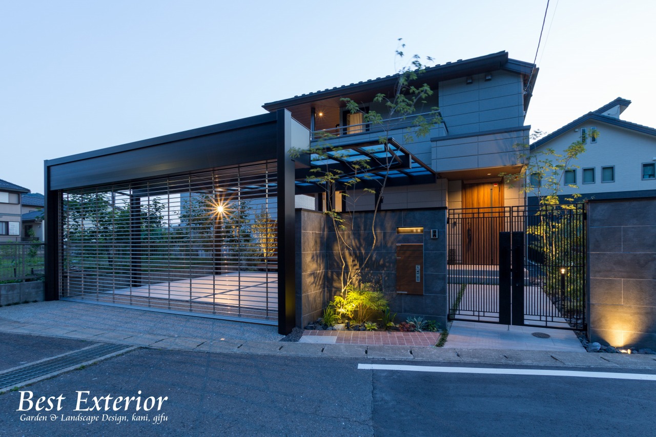 シャッターゲートタカショー空間実例紹介