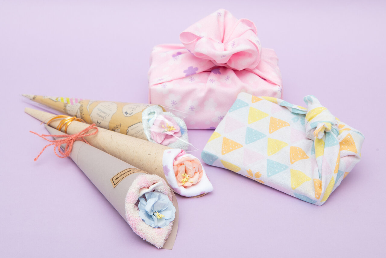 包装紙の包み方って?いろいろな形を簡単&おしゃれにラッピング