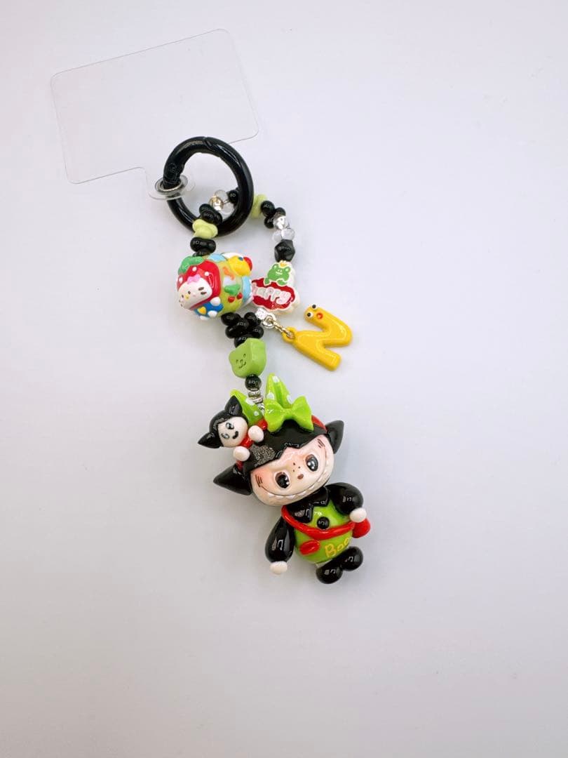 100均材料 鬼滅の刃キーホルダーの作り方！レジンとプラバンとキャラクターシールを使って工作！炭治郎禰󠄀豆子