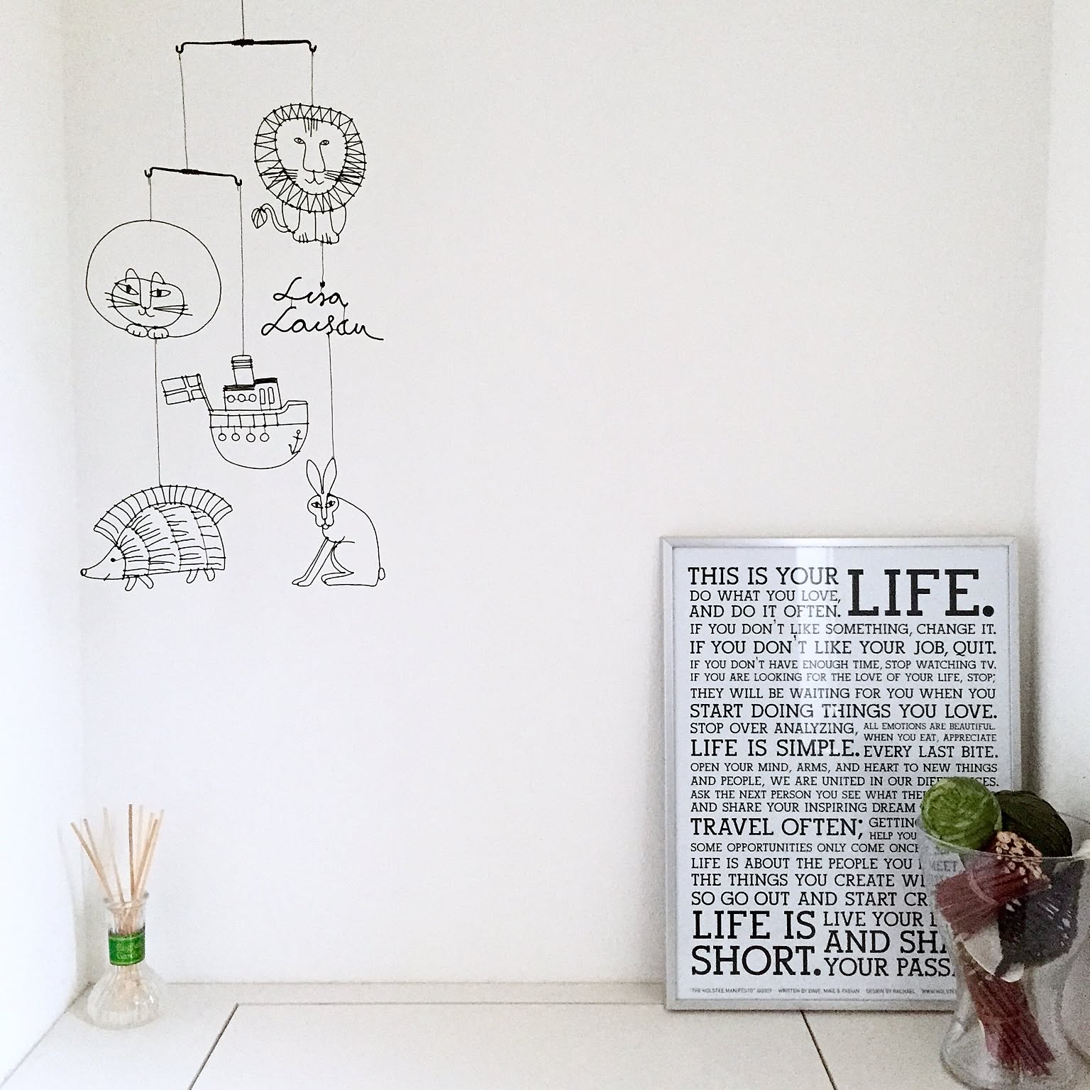 拾い画」のアイデア 52 件 2025おしゃれな壁紙背景, 壁紙のアイデア, 花 イラスト