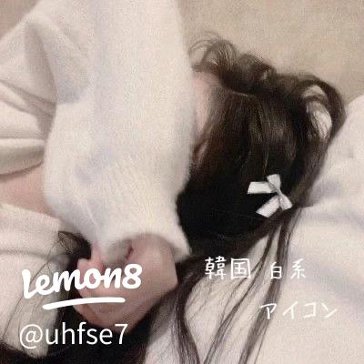 アプリのアイコン画像 白TikTok