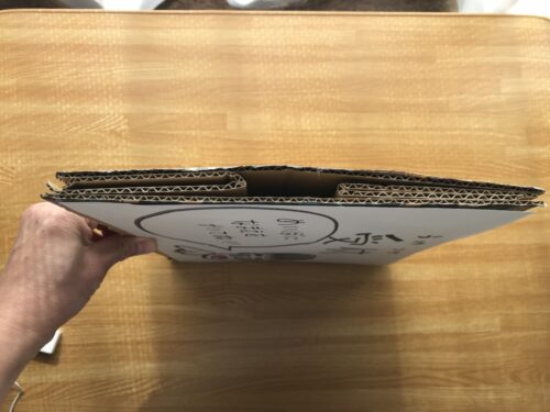 ハトメ加工で穴を補強して住宅建築に必要な建築許可票ダンプラ看板を製作福岡の看板・プレート印刷セリグラフィ