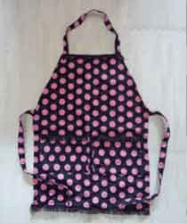 クロス掛けで簡単に着る エプロン 型紙 作り方 初心者向け