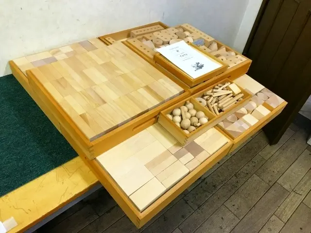 mina perhonen ミナペルホネン 積み木 ◎◎ mina perhonen ミナ ペルホネン 積み木 木箱付 傷