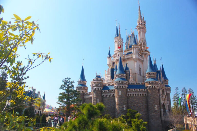 インスタグラムのストーリーで『GIF』を貼る方法-可愛い素材や検索方法・おすすめを徹底解説ドハック