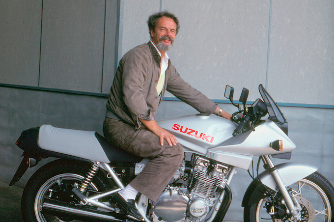 カタナ”デザインを持つ コンパクトスポーツバイク“KATANA”中古バイク・新車の事ならバイクの窓口