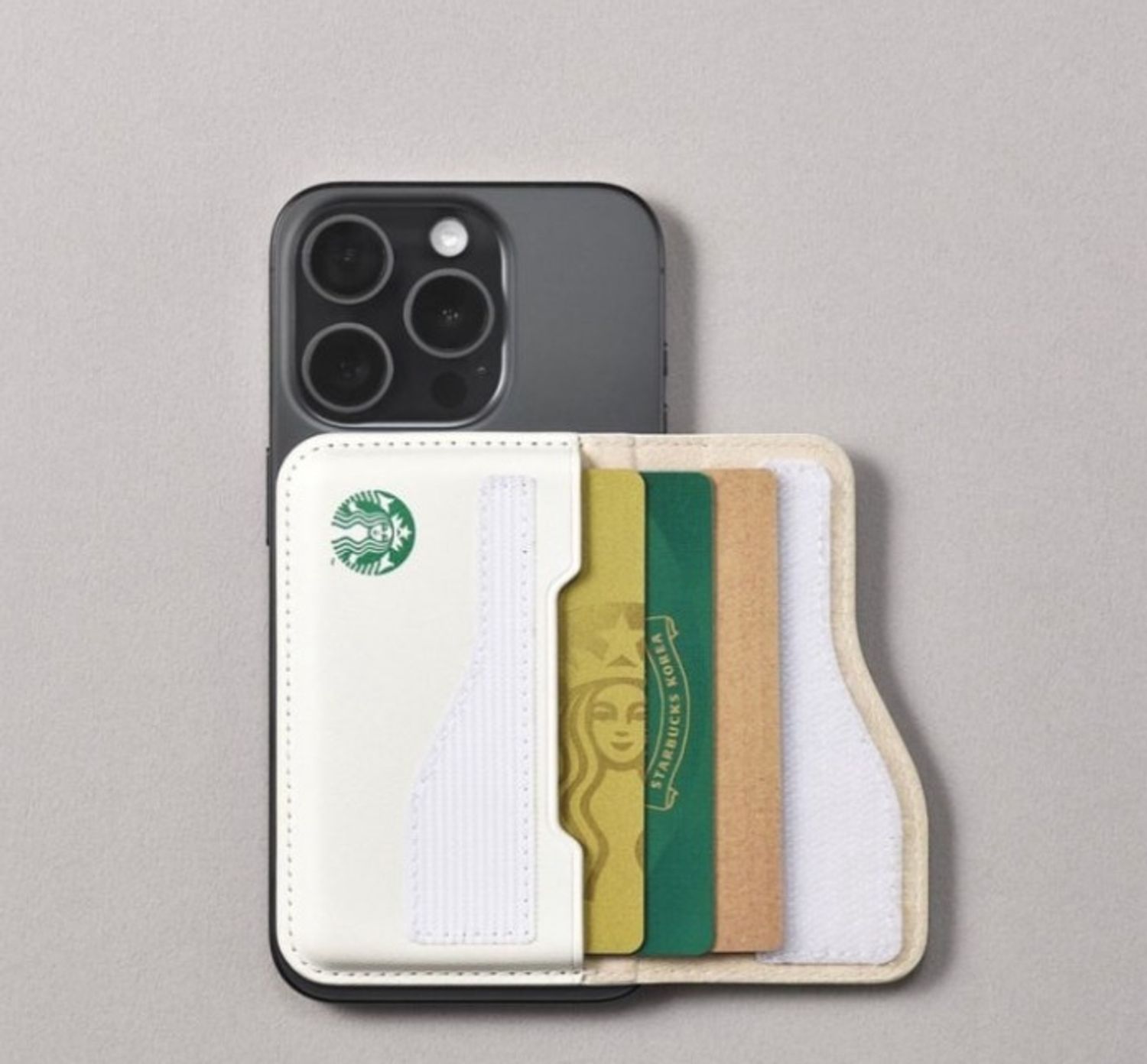 スタバシール スマホに貼るTikTok