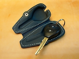 レザークラフトの立体成型について