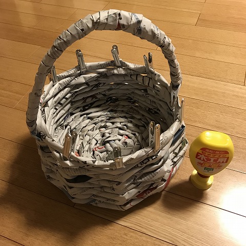 かごバッグや小物を手作り！「クラフトバンド」の編み方＆作品集キナリノ