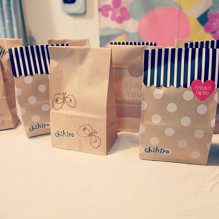 簡単透明袋を使ったラッピングアイデア中身を活かした包み方100均アイテム使用お菓子のおすそ分けちょっとおしゃれにセンス良く包装 -YouTube