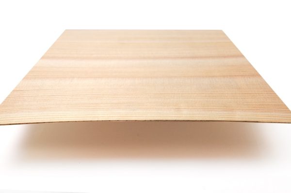 ヒノキを使ってレーザー彫刻し色入れ木製プレートを製作してみたました看板印刷・レーザー加工のメモ