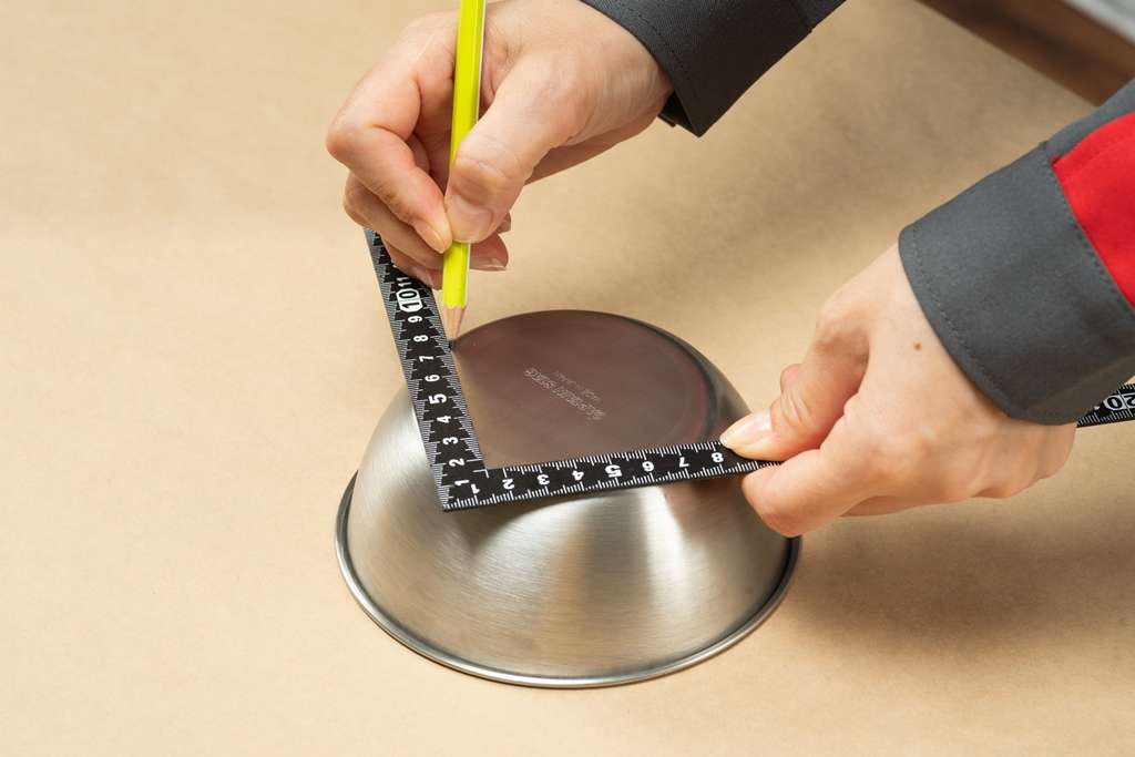 コスパ最高 蚊取り線香ホルダーを100均アイテムだけで自作！市販品との比較もオピキャン