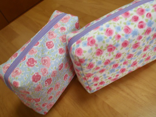 ファスナーポーチの作り方 ～その１～ - ＊＊ ミシンノコツ ＊＊