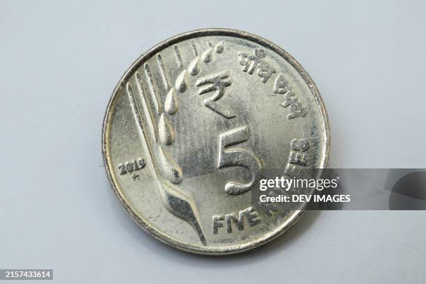 インド ルピー 硬貨 四角形 旧硬貨 - メルカリ