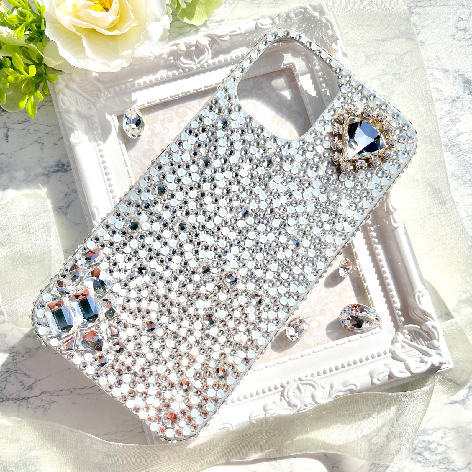 簡単かわいいスマホケースデコアレンジ8選！ 自分だけのオリジナルケースを作ろう☆ - ニコラネットnicola オフィシャルサイト