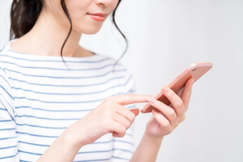 LINEのアイコンカラーが変わったと話題に LINEに理由を聞いたら変わったのはアイコンだけじゃなかった！Pouch ポーチ