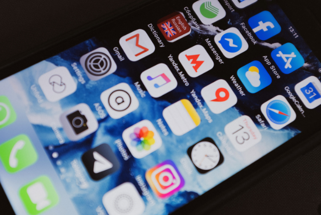 App Store Apple IDの国変更をするデメリットを徹底解説