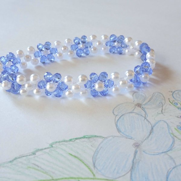 ビーズを使ったお花の作り方。アクセサリーへのアレンジもCraftie Style