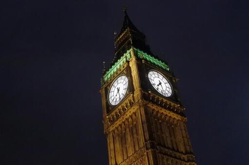 札幌の時計台を - 2000ピクセル以上のフリー写真素材集