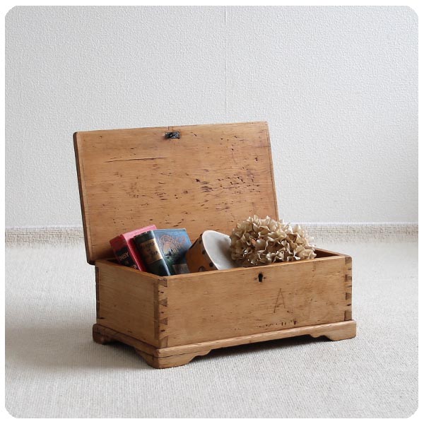 木彫りハガキ箱を彫ってみる木を彫る日々