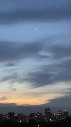 雰囲気動画 素材TikTok