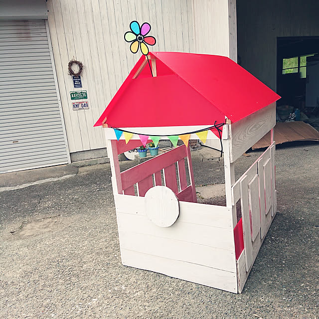 幼い頃、誰もが１度は夢見た自分だけの秘密基地。大人になった今も、その憧れは変わりません。 ・ お庭の秘密基地、ガゼボ。かわいらしいデザインがいい存在感を生み出しています。・ 外でもない、室内でもない空間は、趣味の時Garden structures, Garden lovers