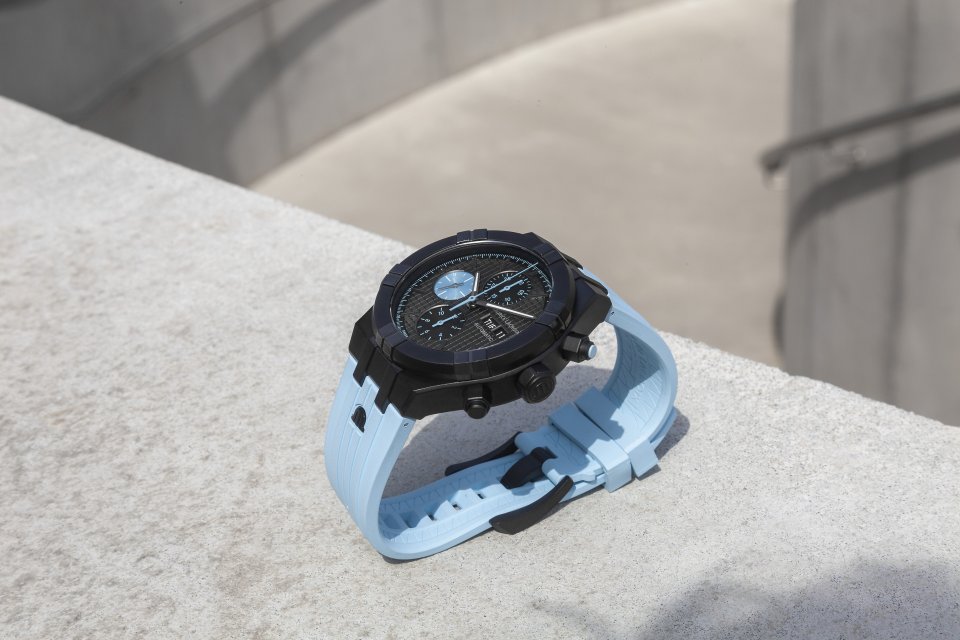 Android スマホに表示されるステータスアイコンの意味を解説