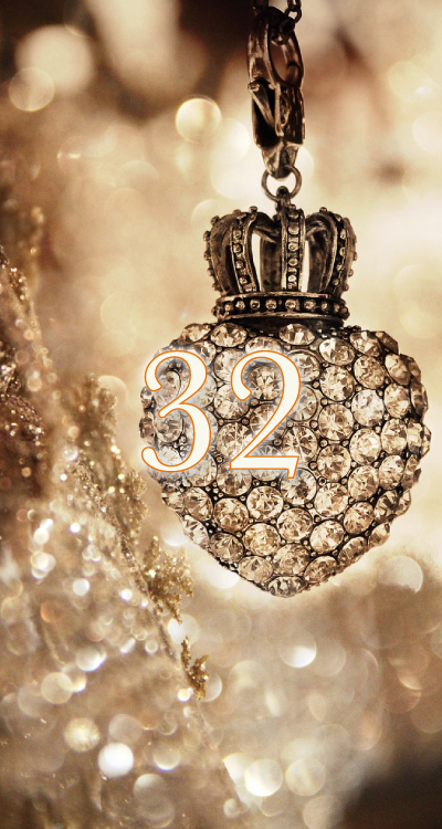 シウマの数字待ち受け「32」の無料壁紙・画面 大輪の夏の花