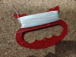 凧 持ち運びしやすいコンパクト設計で子供と公園で遊ぶのに最適 - 100均ch