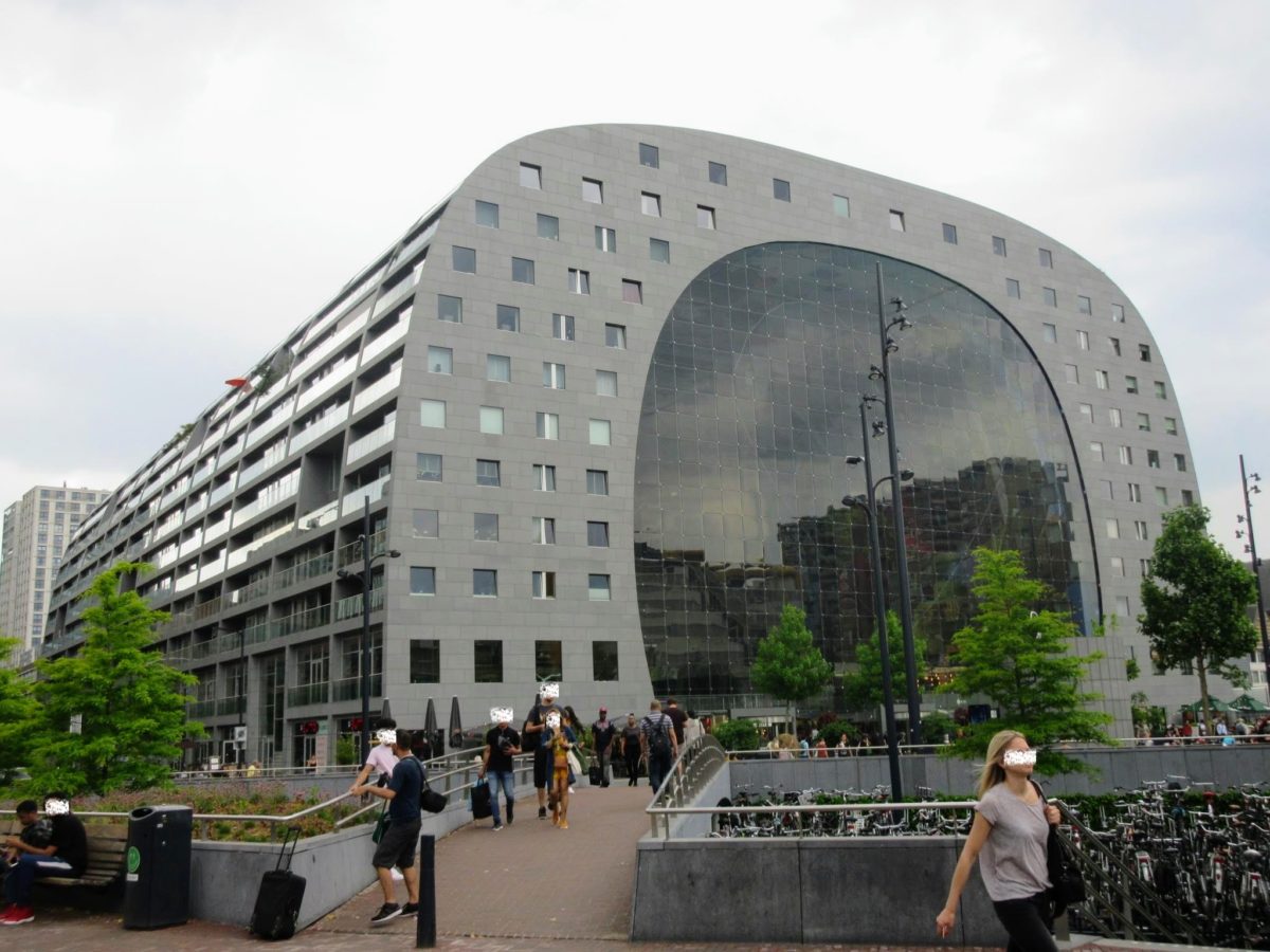 オランダ・ロッテルダムにあるMVRDV設計の集合住宅とフードマーケットの複合施設「マルクトハル」 -casa