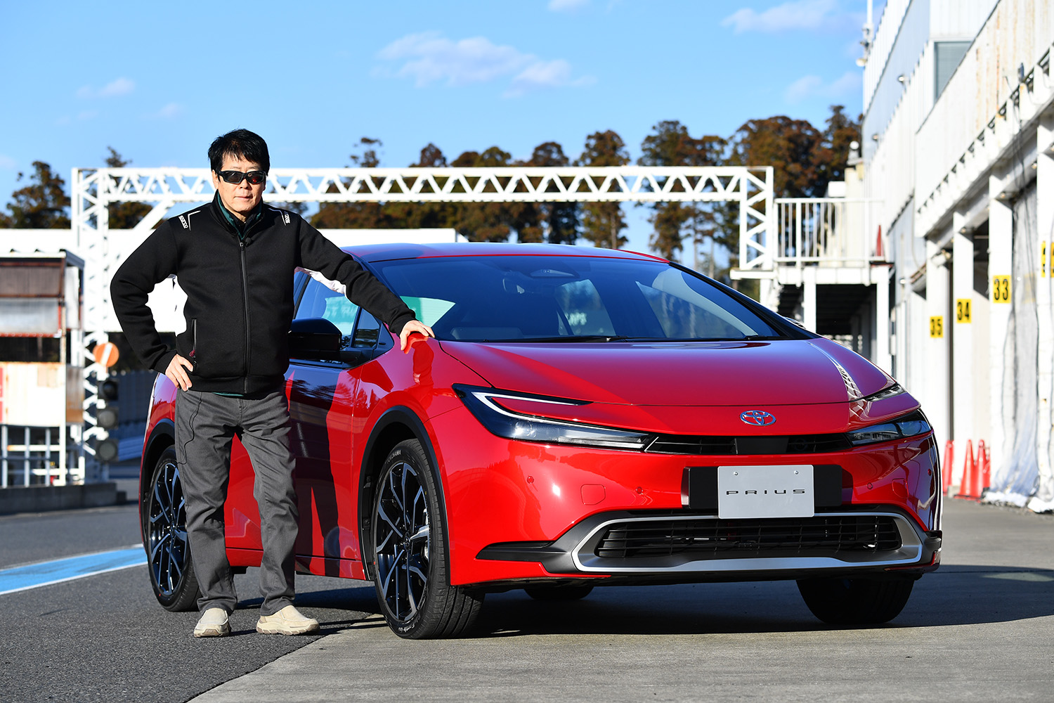 トヨタ 新型「プリウス」の価格が判明！1.8Lは法人向け or KINTO専用車に - 価格.comマガジン