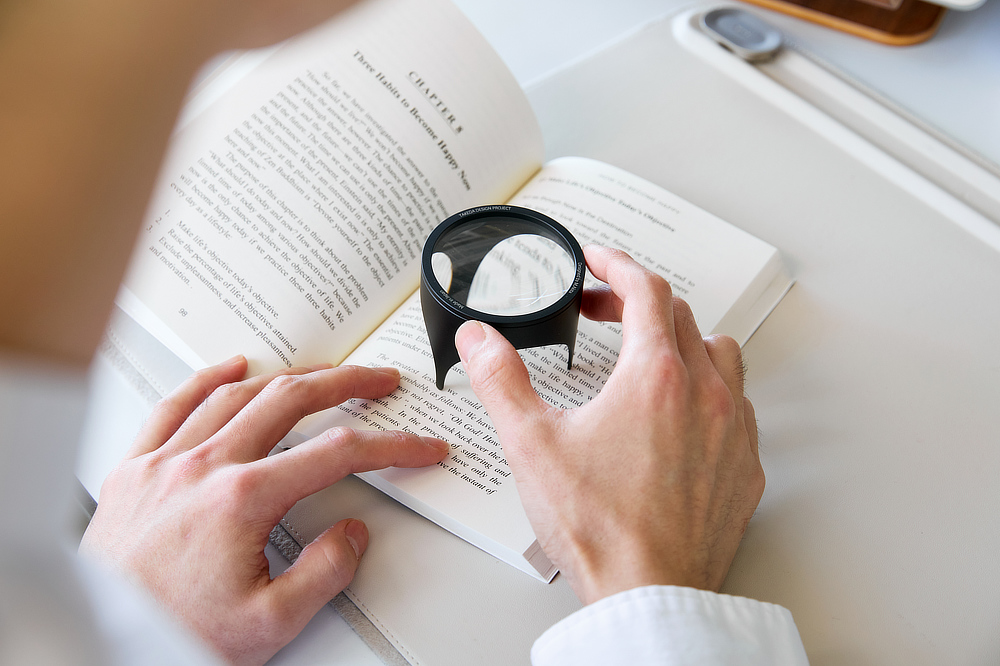 情報を拡大縮小できるコーポレートサイトブルーパドル