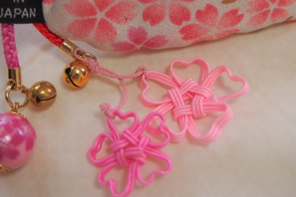 100均で簡単キーホルダーを作ってみた❤︎100均ダイソーダイソーアクセサリーセリアの購入品キーホルダーの作り方TikTok