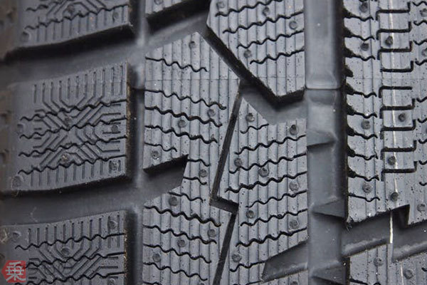 新品タイヤにあるヒゲ？どうしてついてるの？CARPRIME カープライム