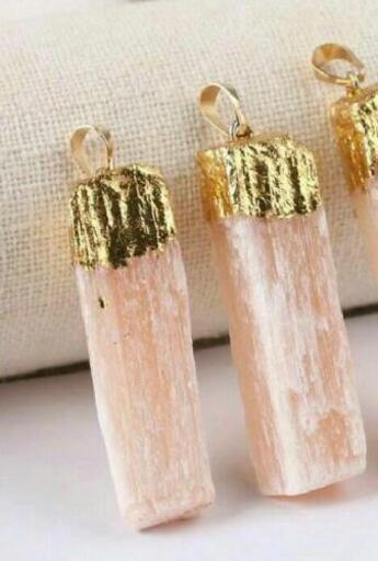 ステンドグラスで簡単ジュエリートレイの作り方。材料やコツも紹介！クラフトスタジオ