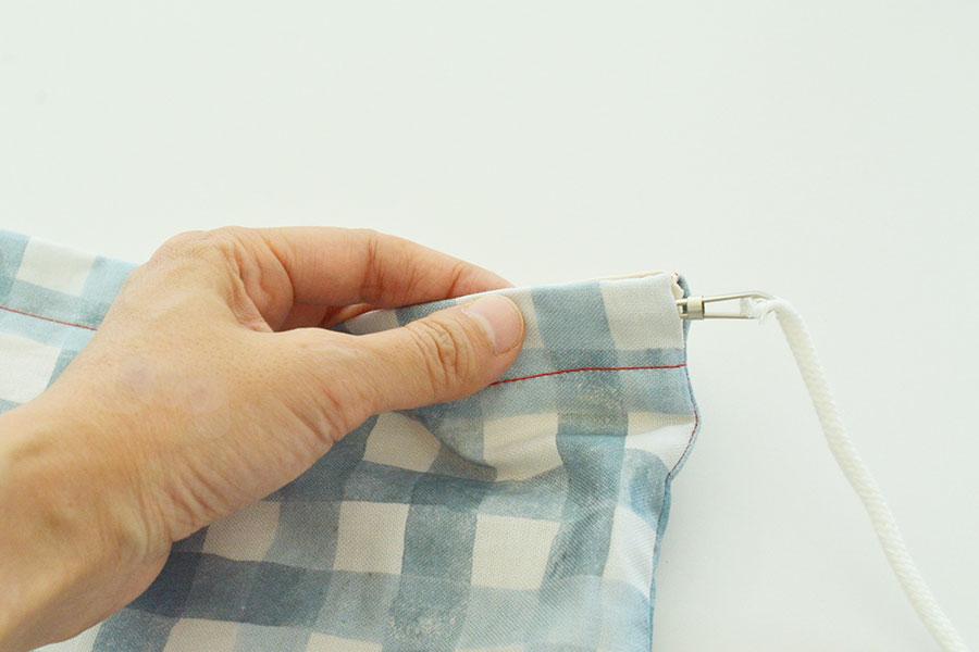 手作り巾着袋の紐の通し方～片側も両側も写真付きで徹底解説