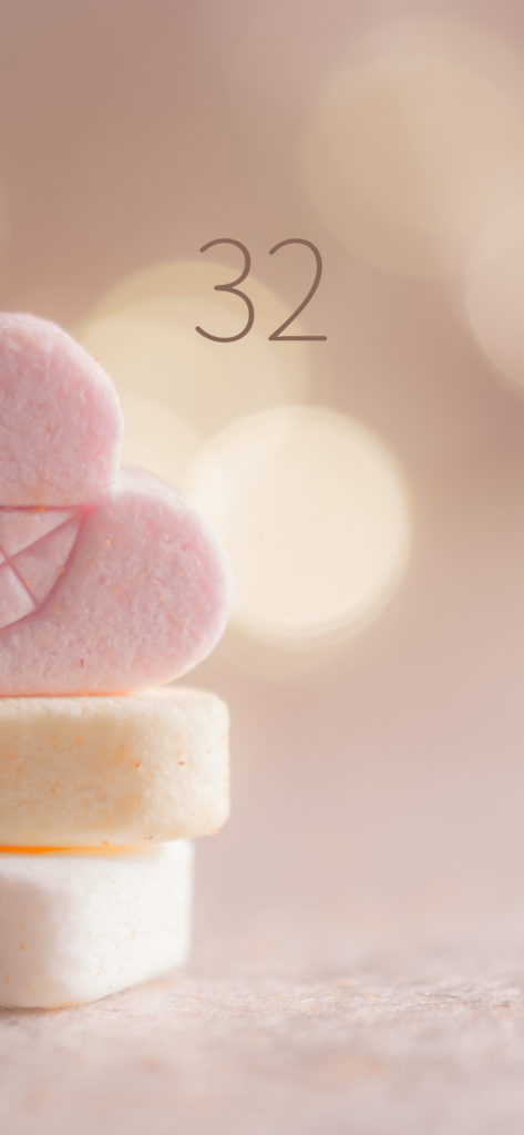 琉球風水志シウマさんが伝授！ 運気が上がるスマホの待ち受け画面や、待ち受け画面を変えるのに最適な日とは？ - 琉球風水志シウマさんの「スマホ開運術」2023年上半期！スマホの待ち受け画面を変えるだけで運気アップ！ ＃携帯風水 - 今月の占い特集＆診断SPUR