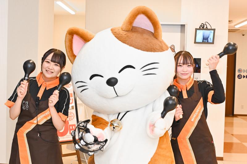 楽天市場】《新作》 笑福喜楽 白磁器製 招き猫たまちゃん宝袋 赤座布団付き