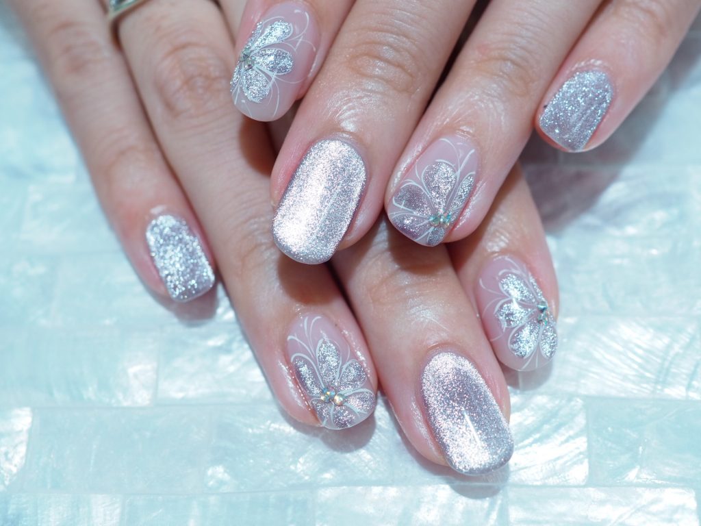 マグネットで美しい光をデザインする ギャラクシージェル 全５色 磁石 マグネットでデザインするジェルネイル商材の卸売 株式会社APRE