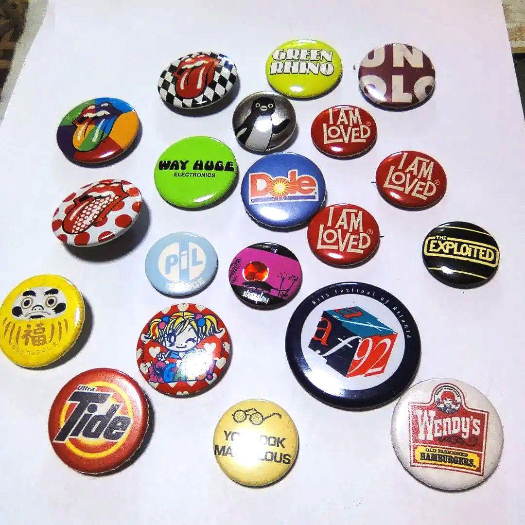 スヌーピーの「クラフト缶バッジ」がおしゃれ！昔のポスターのようなレトロデザインキャラWalker - ウォーカープラス