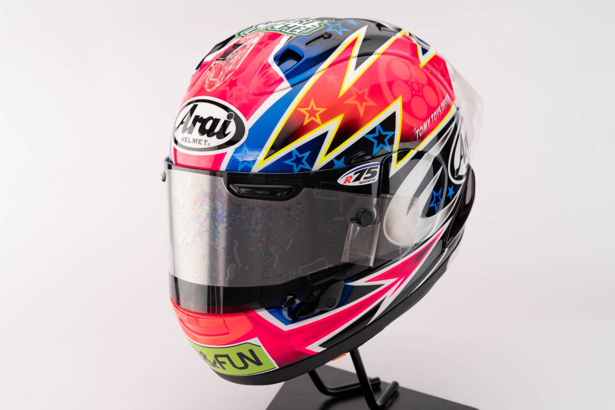 バイクのペイント、ヘルメットのカスタムペイント激安