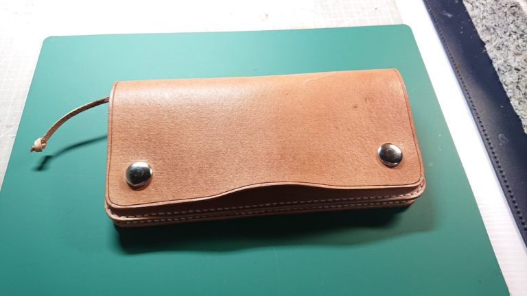 レザークラフト デザイン集 2冊 - メルカリ